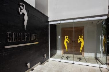 Sculpture Clinic Entrance